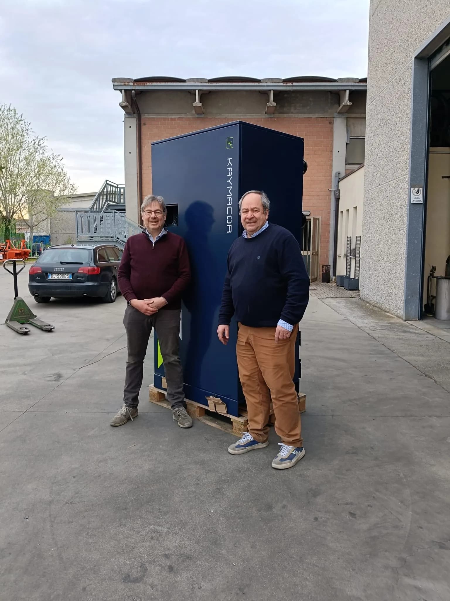 Marco Margotti e Giuseppe Toniato accanto al prototipo RHP